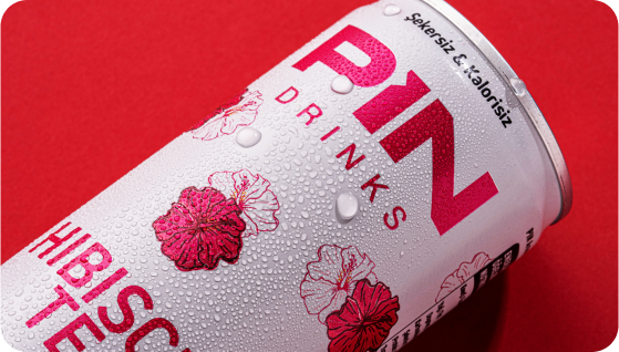 PIN Drinks Hibiscus Flavor Showcase - A close-up of the Hibiscus flavor, featuring a fragrant and exotic blend. Sugar-free, calorie-free, preservative-free, colorant-free, plant-based, gluten-free, and vegan beverage.